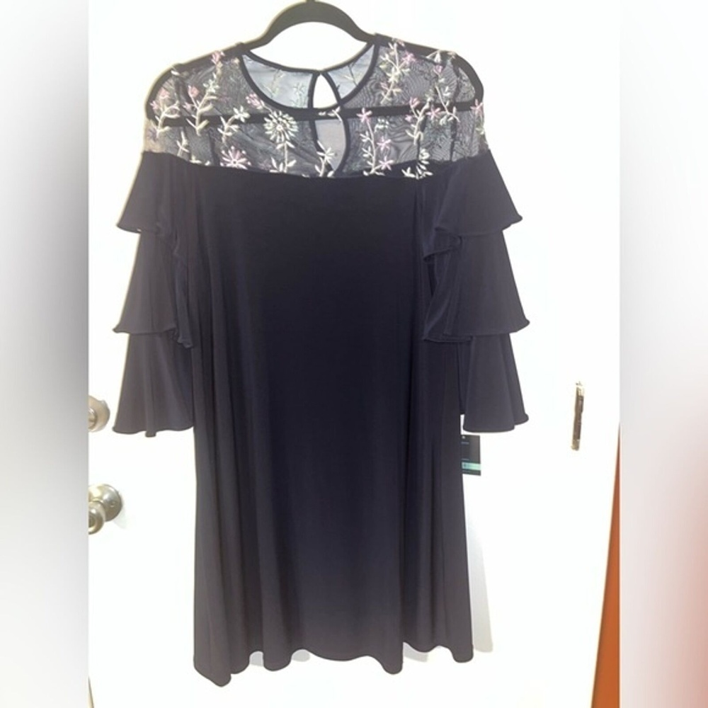 Gabby Skye blue‎ shift dress with ruffled sleeves and mesh embroidery size 8